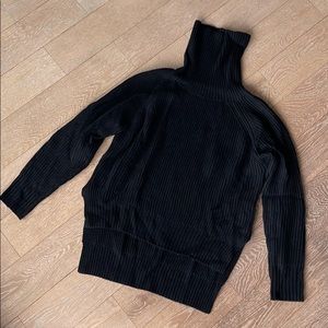 Aritzia turtleneck